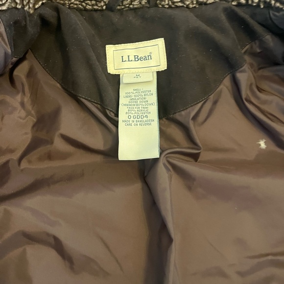 LL Bean Women’s Winter Coat - Picture 4 of 5